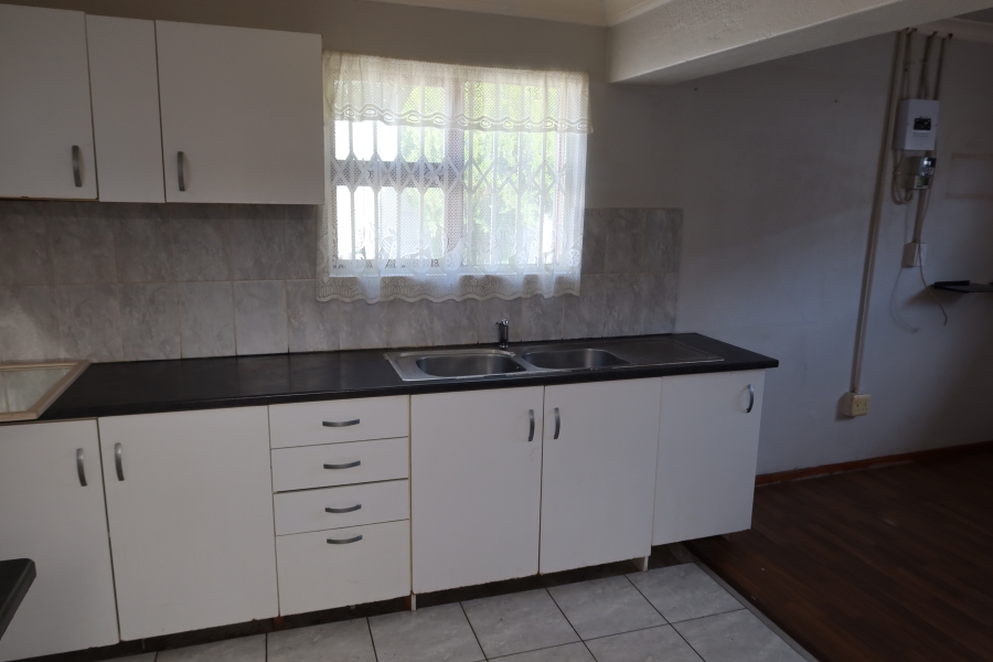 3 Bedroom Property for Sale in Churchill Estate Western Cape